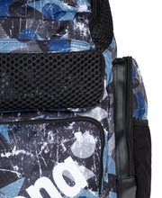 ARENA ONE GO BACKPACK 45L ALLOVER SCRATCHED - Multicolour