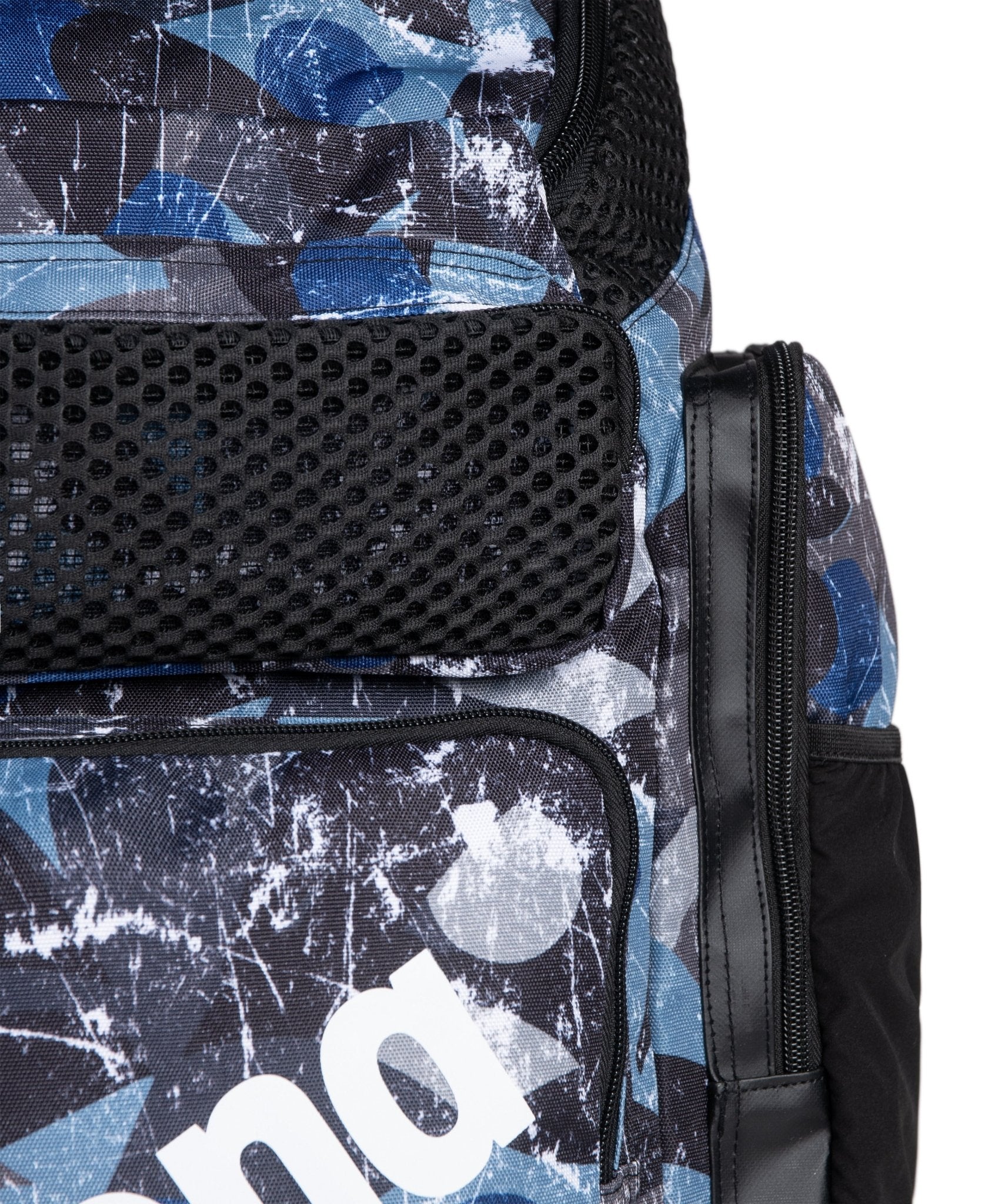 ARENA ONE GO BACKPACK 45L ALLOVER SCRATCHED - Multicolour