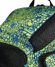 ARENA ONE GO BACKPACK 45L ALLOVER SNAKESKIN GREEN - Green