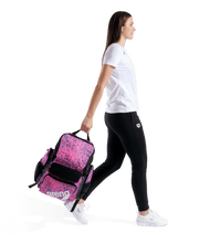 ARENA ONE GO BACKPACK 45L ALLOVER SNAKESKIN PINK - Pink