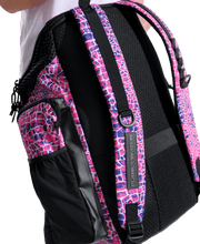 ARENA ONE GO BACKPACK 45L ALLOVER SNAKESKIN PINK - Pink