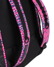 ARENA ONE GO BACKPACK 45L ALLOVER SNAKESKIN PINK - Pink