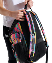 ARENA ONE GO BACKPACK 45L ALLOVER TROPICAL DELIGHT - Multicolour