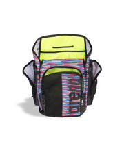 ARENA SPIKY III BACKPACK 45 ALLOVER RACING STRIPES - Multicolour
