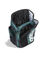 ARENA SPIKY III BACKPACK 45 ALLOVER TEAM ENERGY GREEN - Green
