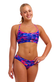 FUNKITA WOMENS WARPED WAVES SPORTS TOP - Multicolour